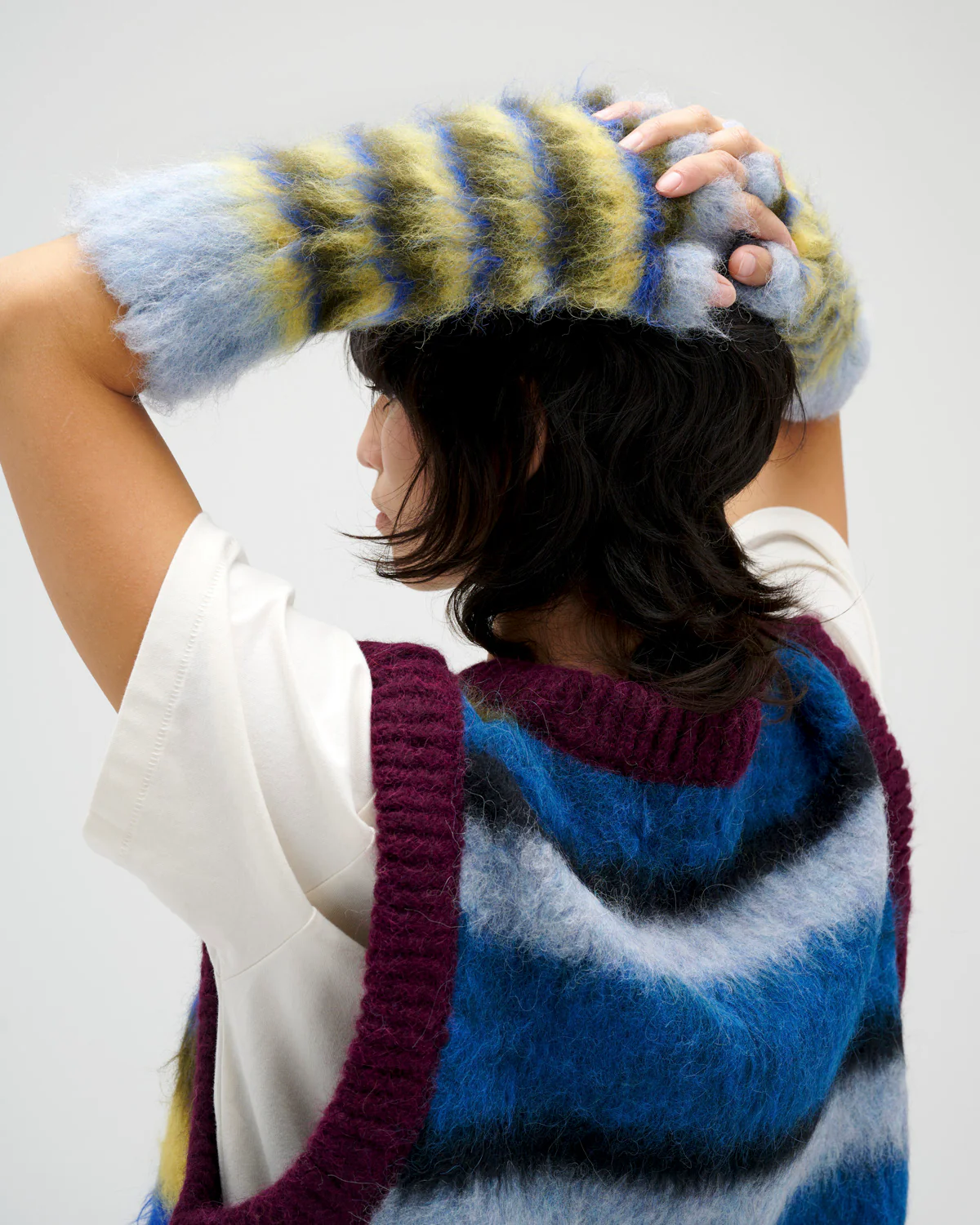 Blurry Lines Fingerless Gloves - Light Blue Multi - Image 6