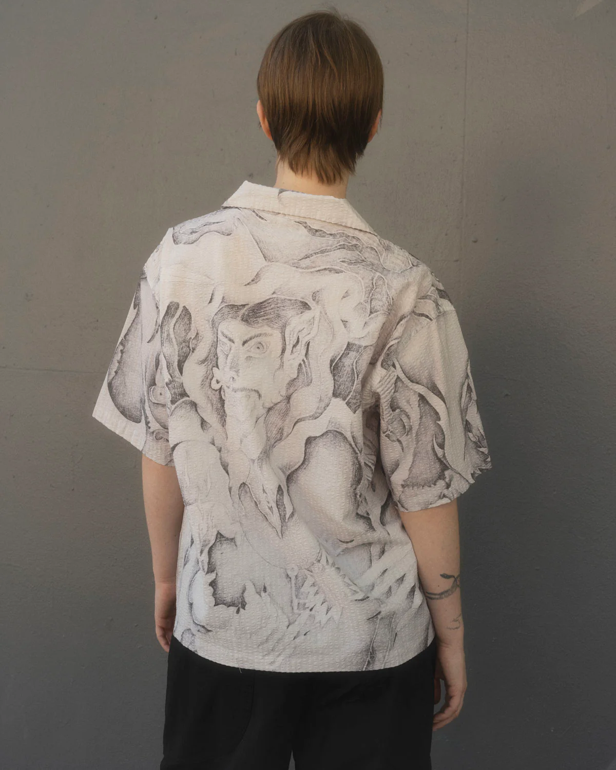 Dragonspeaker Seersucker Short Sleeve Button Up - White Multi - Image 6