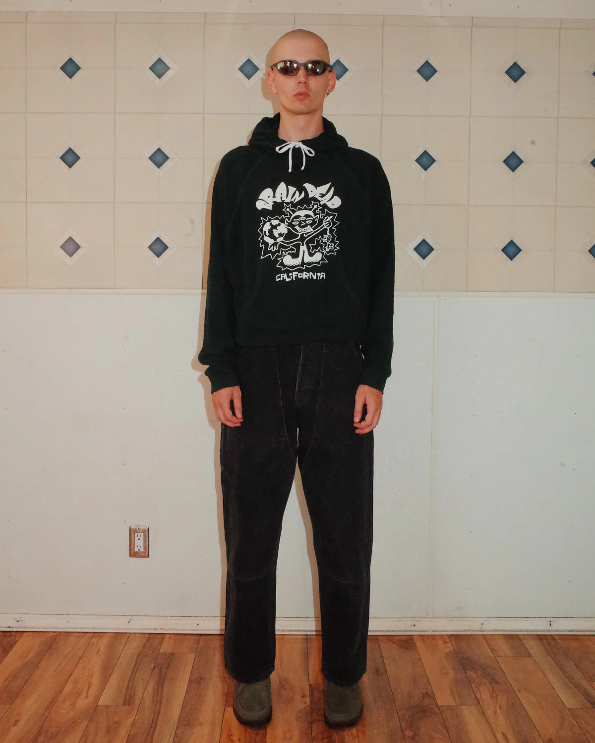 Global Shock Hoodie - Forest Green - Image 2