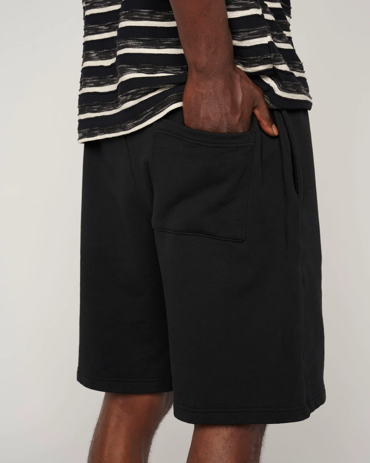 Logohead Rugby Short - Black - Image 4